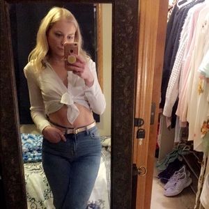 Meet your Posher, Danielle